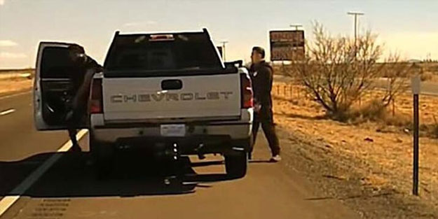 Yoldan çıkmış toplumda bir olay daha