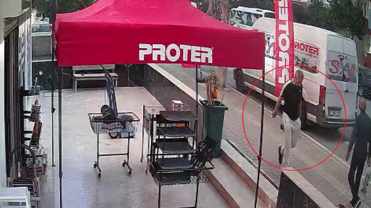  Yoldan geçenleri bıçaklayan ayyaş manyak, izi sürülerek yakalandı