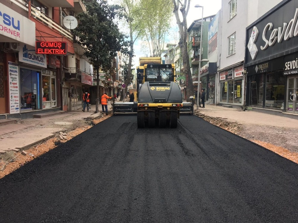 Yollar, bakım ve onarımdan geçiyor 