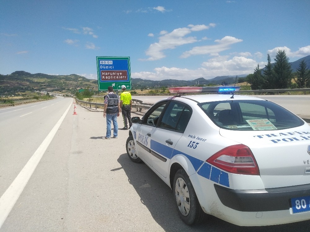 Yollar boşaldı, polisler sakin bir nöbet günü geçirdi 