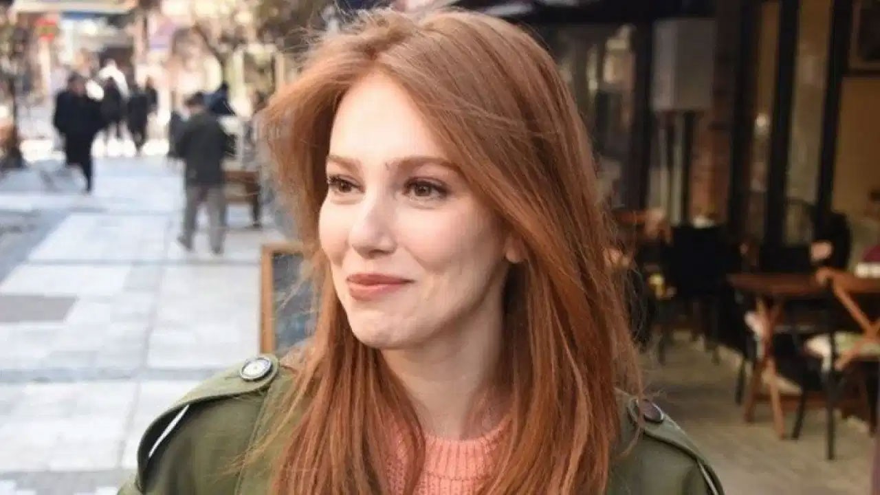 Yolsuzluk tutuklusu İmamoğlu’na yalakalık yapıyordu! CHP yandaşı Elçin Sangu’ya dolandırıcılık davası