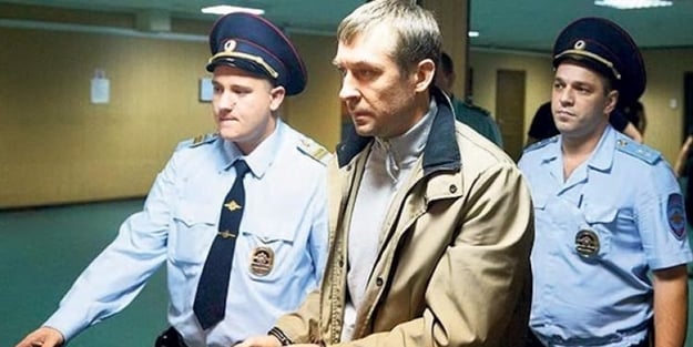 Yolsuzlukla mücadele başkanının evinden çıkanlar şok etti