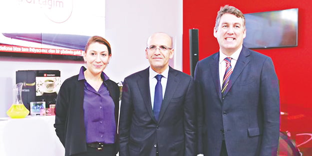 Yöneticiler, dijital gelecekten ümitli