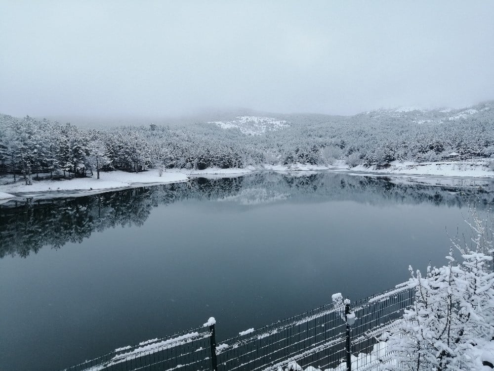 Yozgat Çamlığı Milli Parkı beyaza büründü 