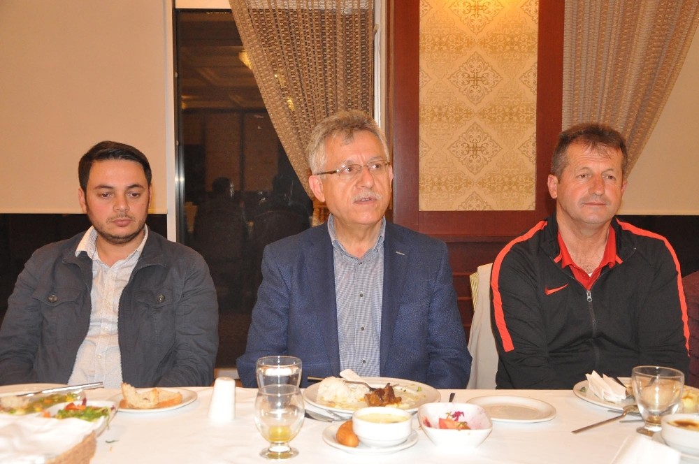 Yozgatspor’a moral yemeği 