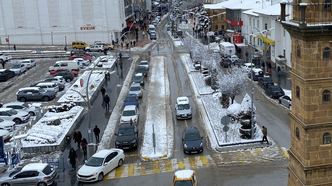 Yozgat’ta olumsuz hava koşulları nedeniyle eğitime 1 gün ara