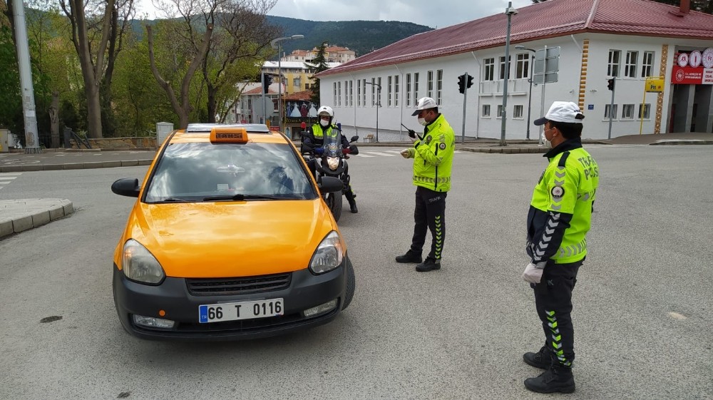 Yozgat’ta toplu taşıma araçlarında korona virüs denetimi yapıldı 