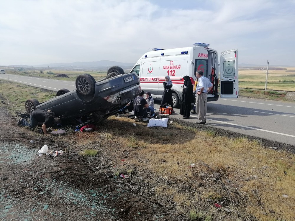Yozgat’taki trafik kazasında aynı aileden 3 kişi yaralandı 