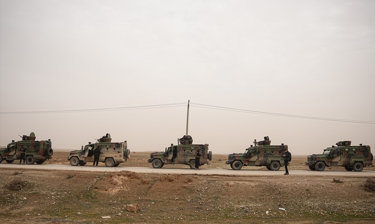 YPG'nin işgali altındaydı! Suriye güvenlik konvoyu Haseke'ye giriş yaptı