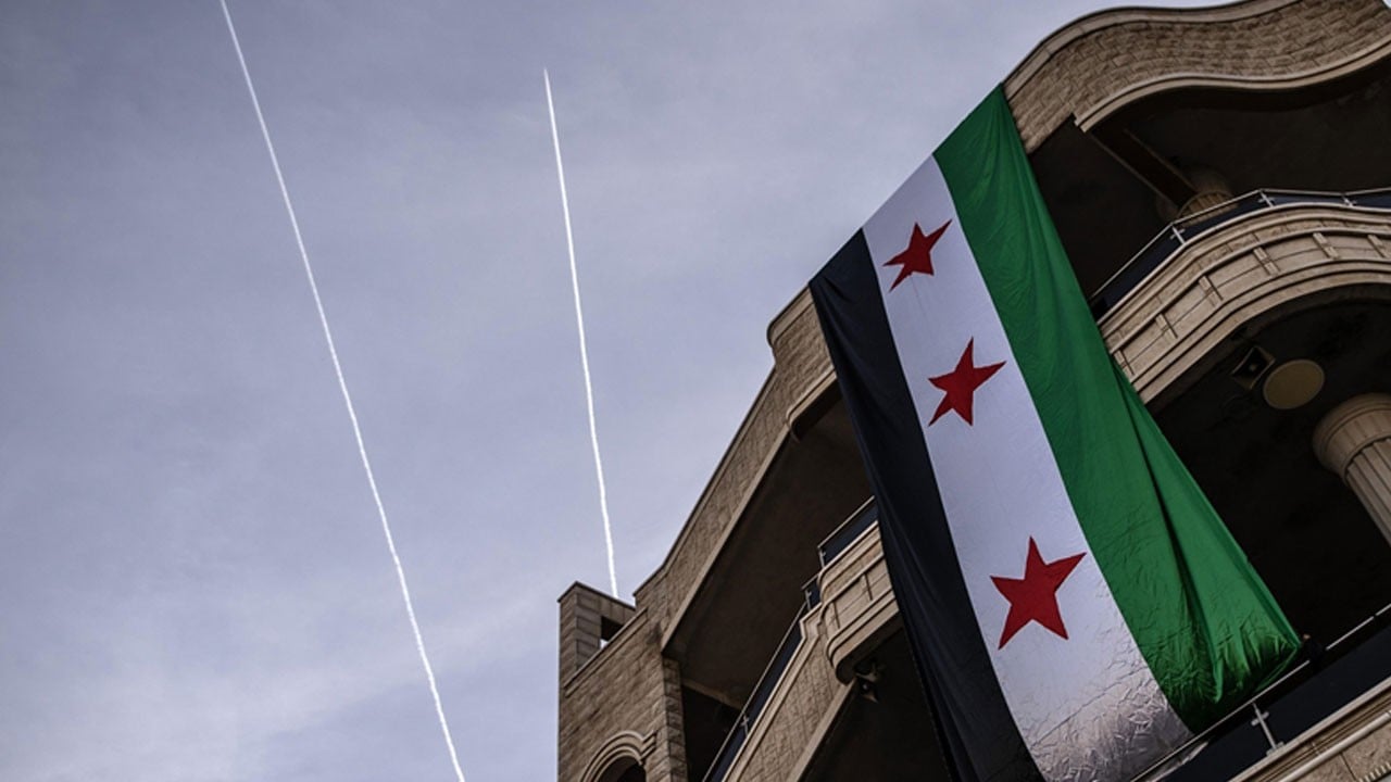 YPG'nin istismar alanları daralıyor! Suriye devlet televizyonunda Kürtçe sürprizi