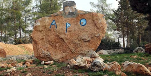 YPG'nin yaptığı Abdullah Öcalan heykeli alay konusu oldu!