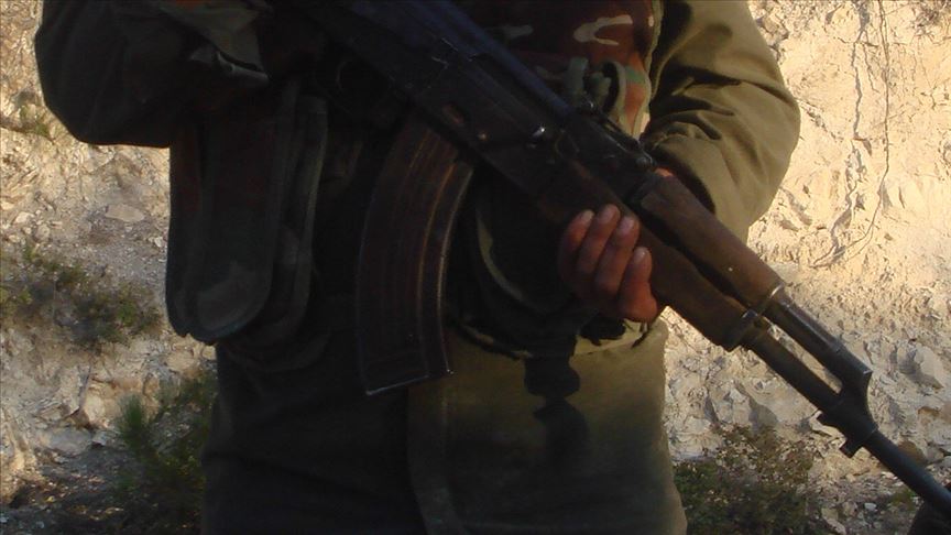 YPG/PKK çocukları savaşçı olarak kullanıyor