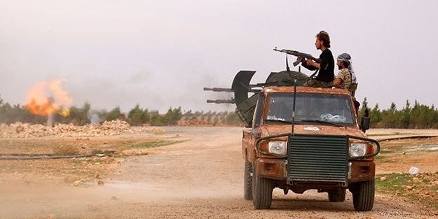 YPG/PKK ve ÖSO arasında şiddetli çatışma!