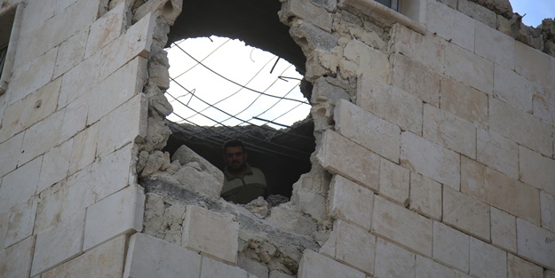 YPG/PKK'lı teröristlerden Bab'a roketli saldırı