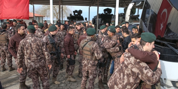 YPG'ye kötü haber! Dualarla Afrin'e uğurlandılar