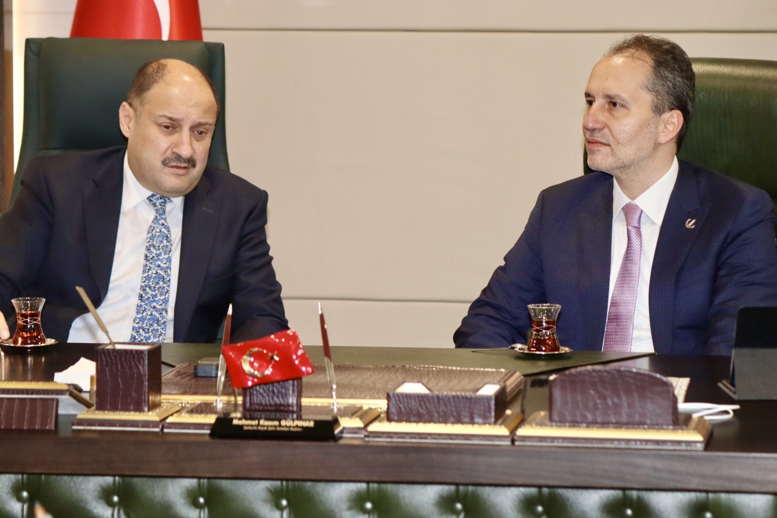 YRP’den istifa eden Gülpınar’dan Erbakan’ı kızdıracak şok sözler!