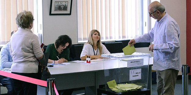 YSK yurt dışındaki sandık sayılarını artırdı