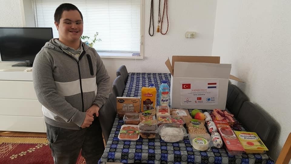 YTB desteğiyle Hollanda’da Türk STK’lar engelli vatandaşların yüzlerini güldürüyor 
