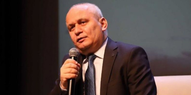 Yuh artık! Kemalist ilahiyatçı Cemil Kılıç tesettürü inkar edip 'çıplaklığı' savundu