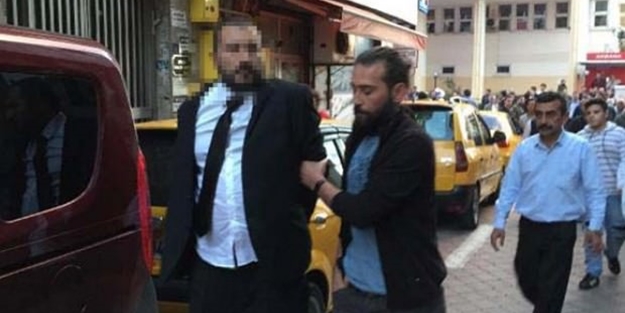 'Para problem değil, kelepçemi çözün...'