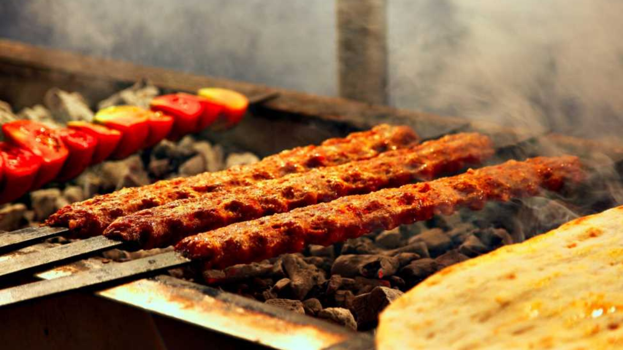 Yuh olsun! O işletmede domuz eti tespit edildi