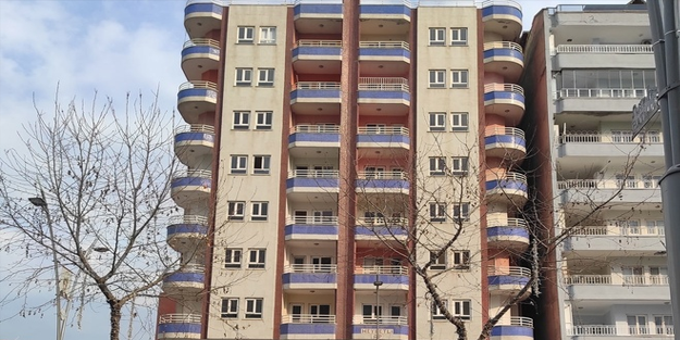Yüksek katlı binalar ölüm saçıyor: Batman'da 7 katlı bir bina tahliye edildi!