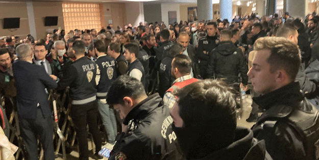 Yüksek Seçim Kurulu üyelerine hakaret ettiği gerekçesiyle yargılanıyordu mahkeme kararını verdi