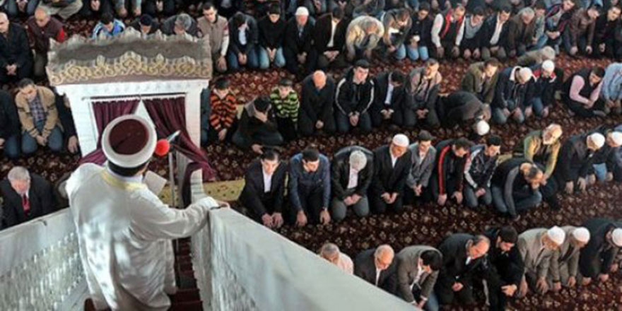 Yüksek sesle amin demek doğru mu? Müftülük açıkladı