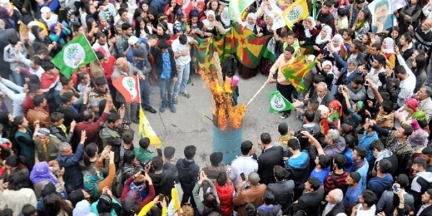Yüksekdağ ölümlerin ardından halay çekti!