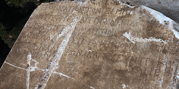 Yüksekliği tam 2 buçuk metre! Yerin altından çıkınca hemen yetkilileri aradılar