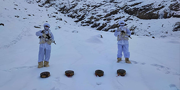 Yüksekova'da 4 mayın ele geçirildi