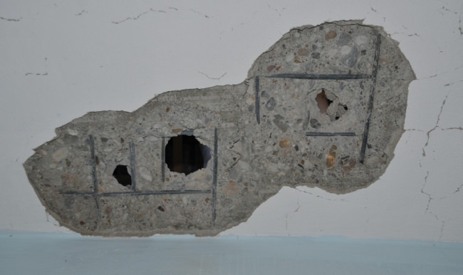 Yüksekova’da bir eve havan mermisi düştü