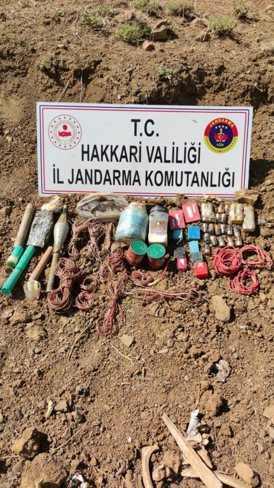 Yüksekova’da çok miktarda patlayıcı ele geçirildi 