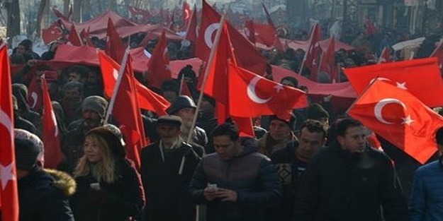  Yüksekova'da ilk defa teröre lanet mitingi!