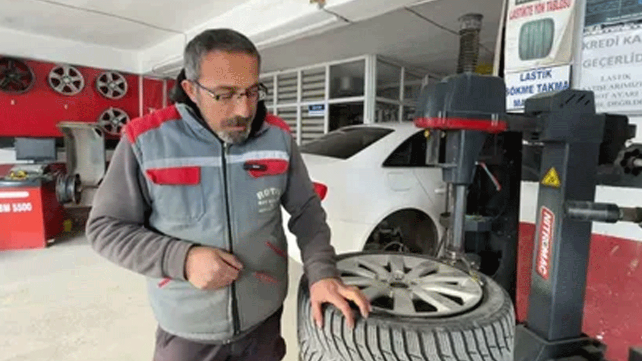 Yüksekova’da soğuk hava lastik ustalarını hareketlendirdi!