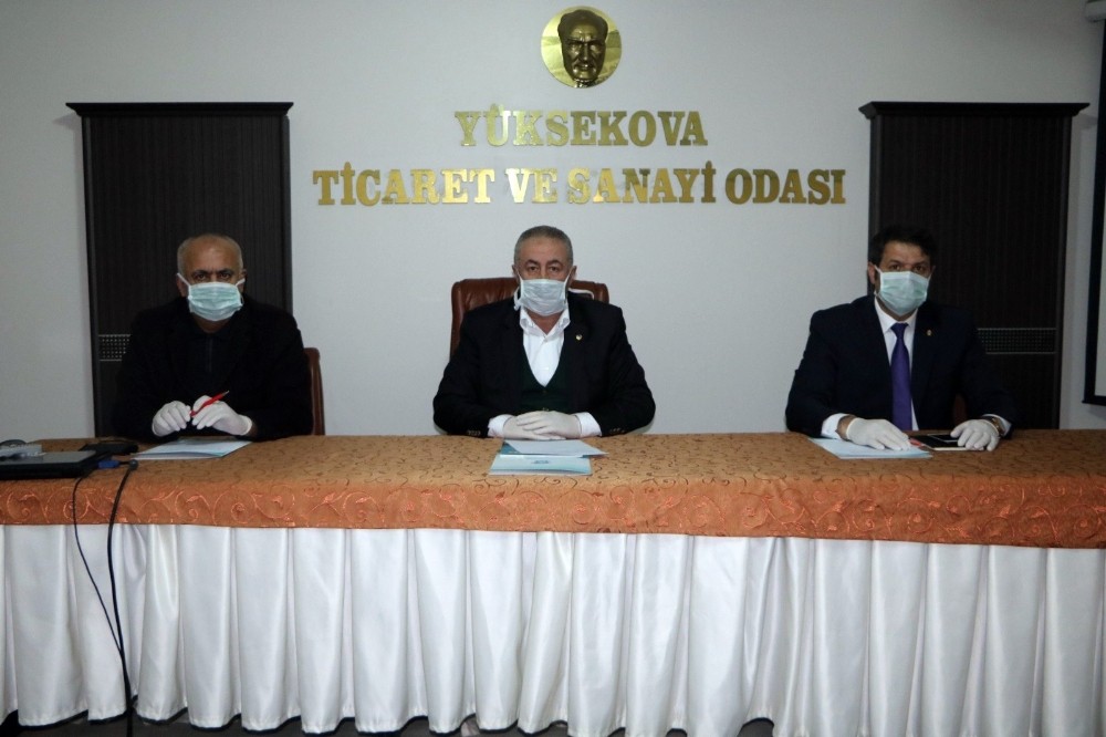 Yüksekova’daki STK’lardan korona virüsüne karşı kampanya 