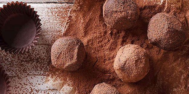 Yulaf ezmesi faydaları nelerdir, nasıl yenir? Yulaf ezmesi ile yapılan Hurma truffe tarifi