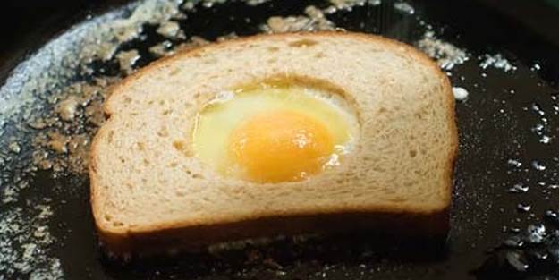 Yumurtayı böyle yiyorsanız ölümün pençesindesiniz!
