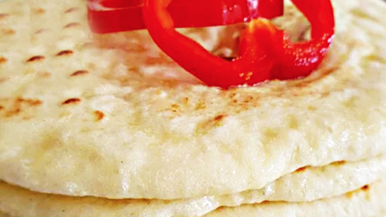 Yumuşacık bazlama bakın nasıl yapılıyor? 1 saat kadar yetiyor