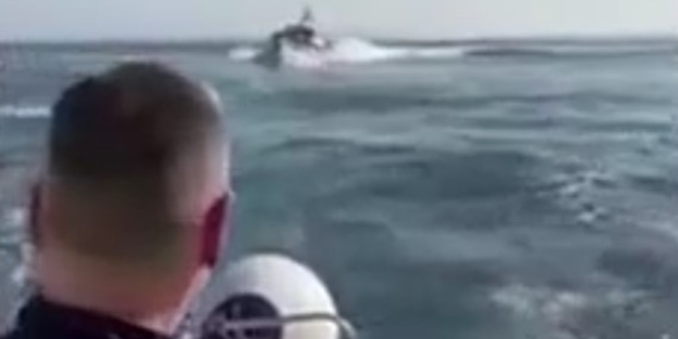 Yunan askeri Türk Sahil güvenliği görünce... Ege'de müdahale anları!