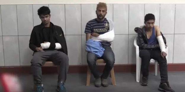 Yunan askerleri mültecileri dövüp Türkiye'ye gönderdi