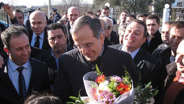Yunan Başbakanı’ndan Türklere sıcak mesajlar