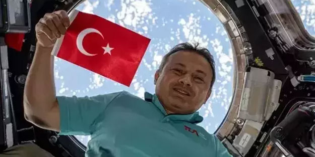 Yunan basınında Gezeravcı tartışması! Biz yıldızları izlerken...