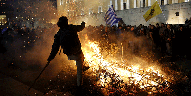 Çiftçiler meclise dayandı!