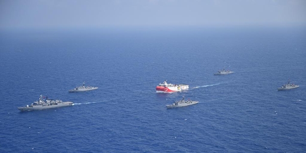 Yunan donanması savaş pozisyonu aldı! 'Jetler kalkışa hazır' iddiası