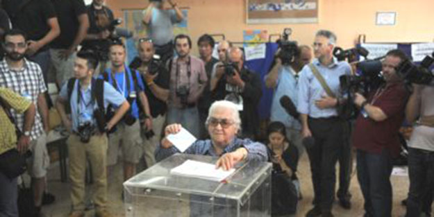 Yunan halkı yaklaşan seçimlerden umutsuz