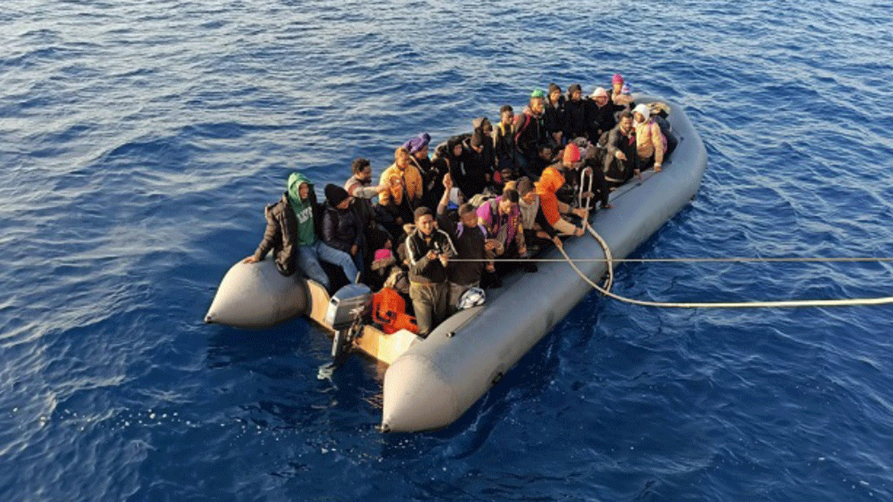 Yunan hükümetinin vicdansızlığı muhalefeti de çileden çıkardı! “Engelleme ve geri itme uygulamaları ülke için utanç verici!”
