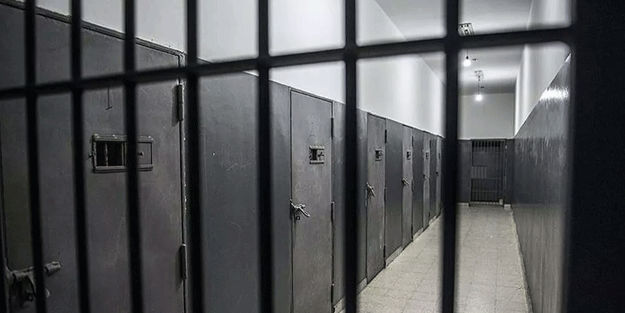 Yunan kökenli siyasetçinin hapis cezası onandı