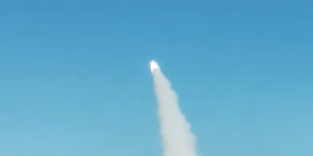 Yunan korkudan tir tir titreyecek! Türkiye füzeyi ateşledi