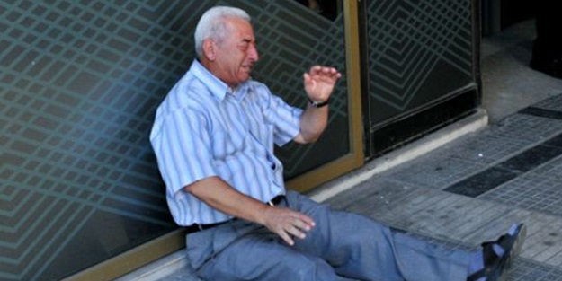 Yunan krizinin simgesine yardım